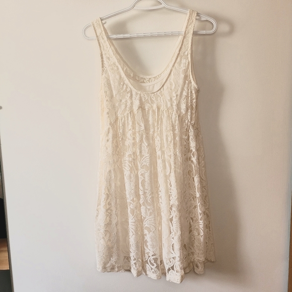 White Lace Mini Dress, Pins & Needles - Picture 3 of 10